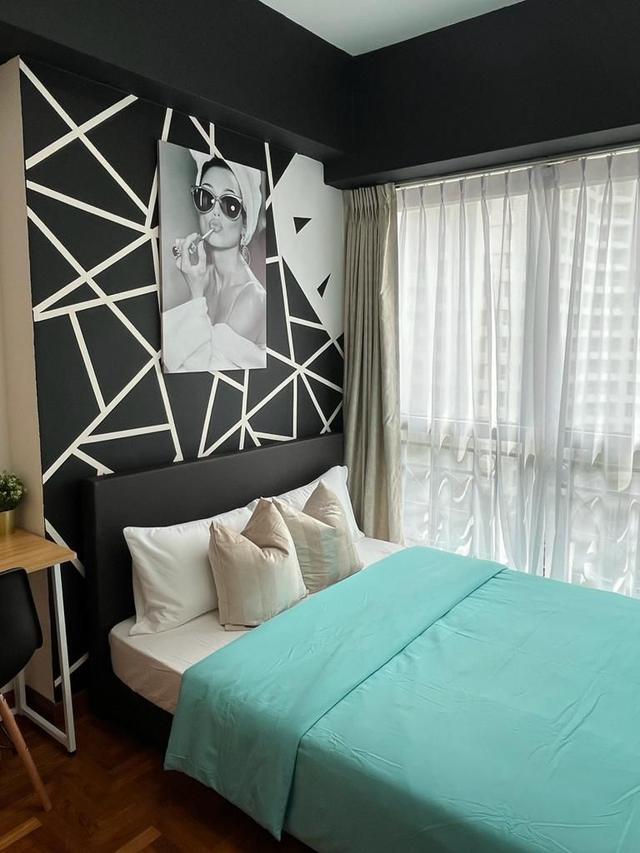 The Bencoolen offers expats unbeatable city living – just steps from Bugis, Bras Basah & Dhoby Ghaut MRT. Enjoy full condo facilities like a pool, gym, and BBQ, with cafes, malls, and museums at your doorstep. Quick access to the CBD and Orchard makes this the perfect home for work and play.